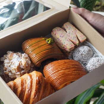 Breakfast at Home Pastry Box
